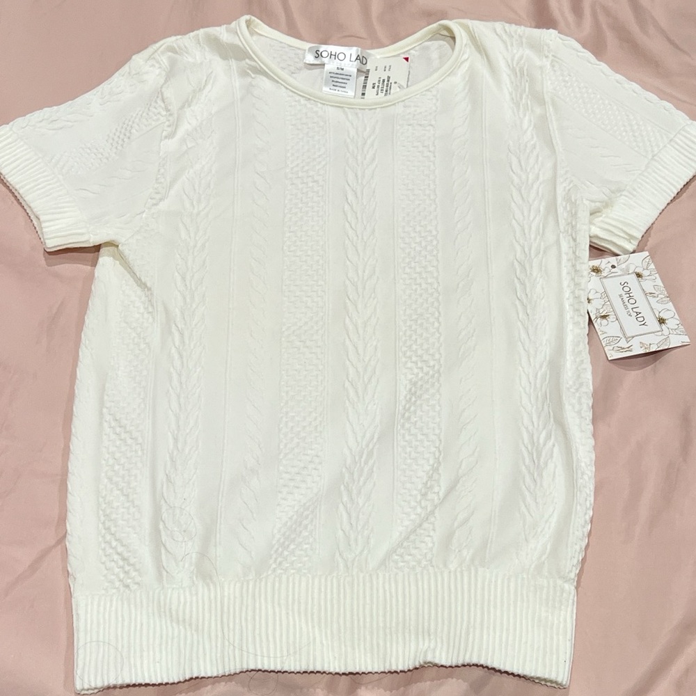 White Detailed Top